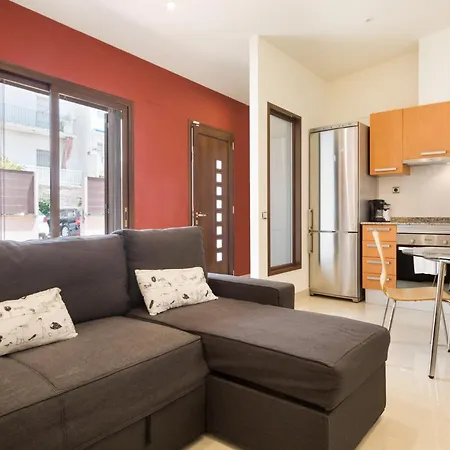 Tassis, Acogedora Con 5 Apartamentos, Piscina Al Aire Libre Con Capacidad Grupos- Pet Friendly By Globalsitges سيدجيس